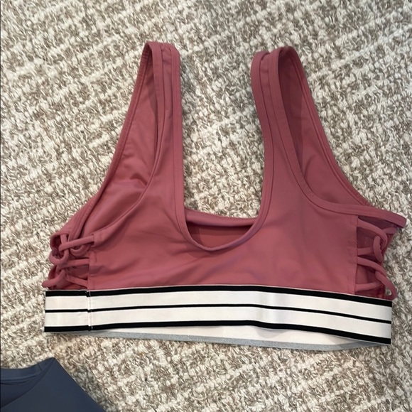 New Women's VICTORIA SECRET SPORT Set - Blue and Pink. Sz 32D/Large - Picture 5 of 7